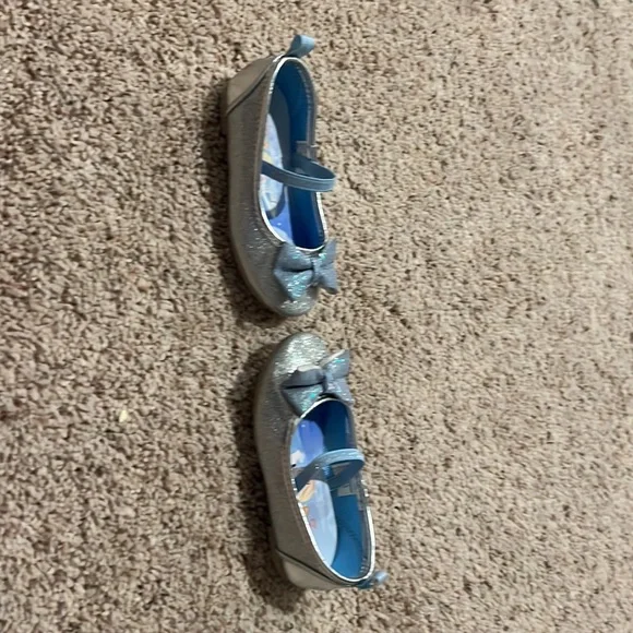 Disney Baby Cinderella Ballet Flats Baby Girl Size 6 - Picture 3 of 7
